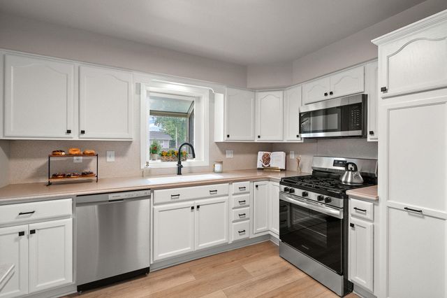 5515 Stone Avenue, Portage, IN 46368