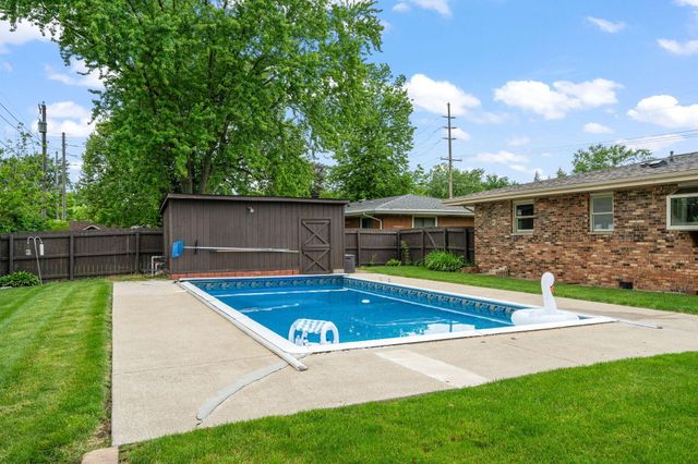 5515 Stone Avenue, Portage, IN 46368