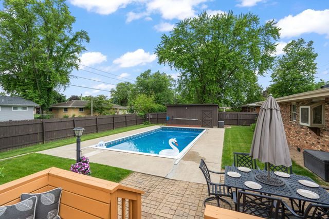 5515 Stone Avenue, Portage, IN 46368