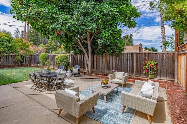 1690 Nilda Avenue, Mountain View, CA 94040