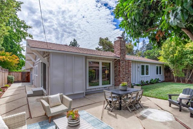 1690 Nilda Avenue, Mountain View, CA 94040