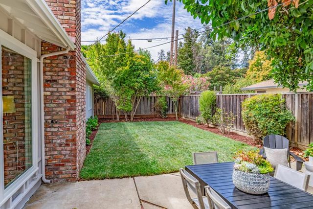 1690 Nilda Avenue, Mountain View, CA 94040