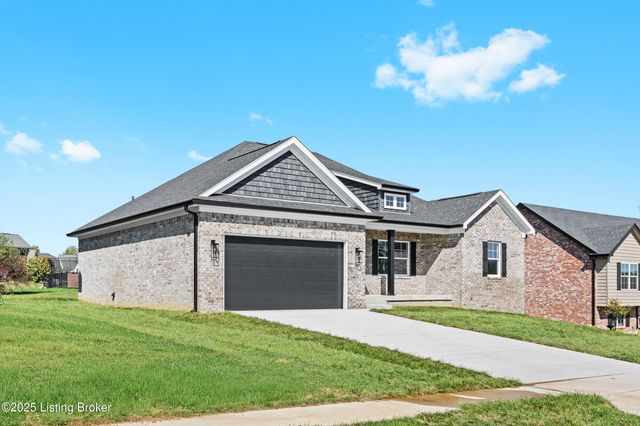 136 Wooded Glen Dr, Mt Washington, KY 40047