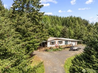 302 Hemenway Road, Winlock, WA 98596