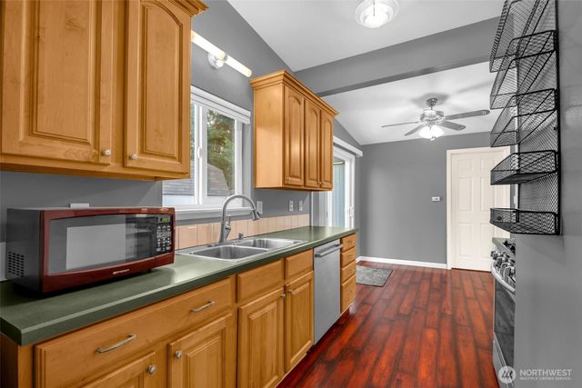 33004 29th Avenue SW, Federal Way, WA 98023