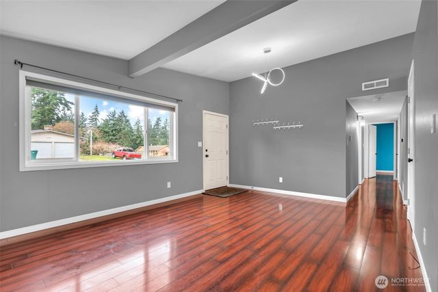 33004 29th Avenue SW, Federal Way, WA 98023