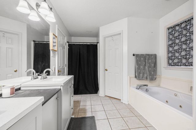20 Hunters Cove, Cabot, AR 72023