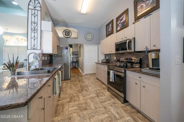 1887 Creekwater Boulevard, Port Orange, FL 32128
