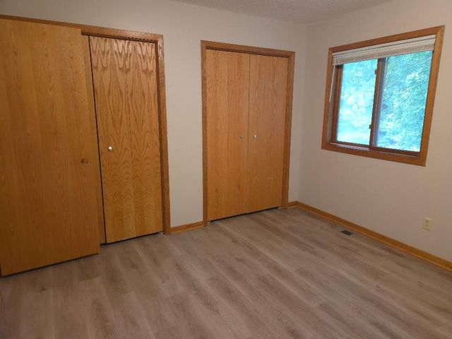5627 Lannon Avenue NE, Albertville, MN 55301