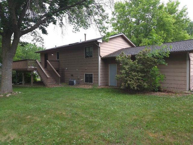 5627 Lannon Avenue NE, Albertville, MN 55301