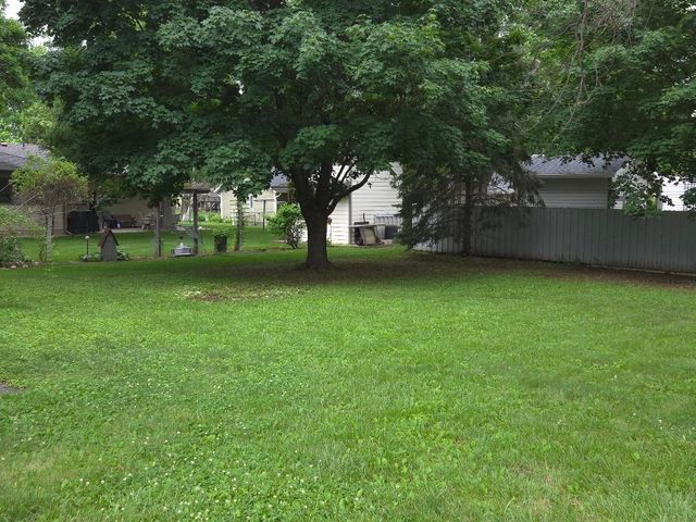 5627 Lannon Avenue NE, Albertville, MN 55301