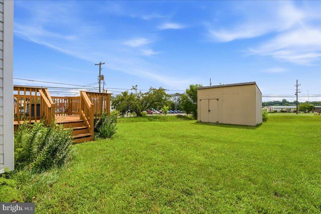 32 THREE SISTERS CT, Ranson, WV 25438