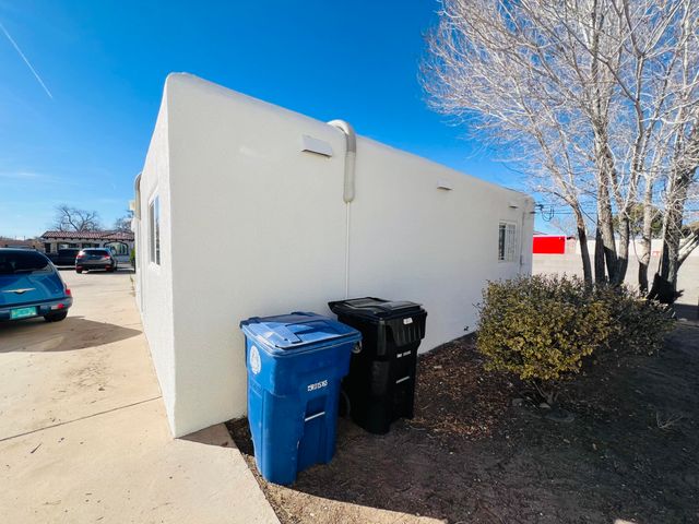 636 San Pedro Drive SE, Albuquerque, NM 87108