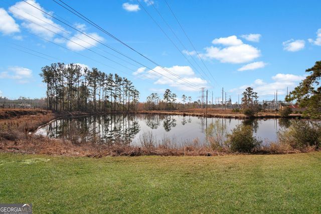 2060 Us Highway 80 Highway, Bloomingdale, GA 31302