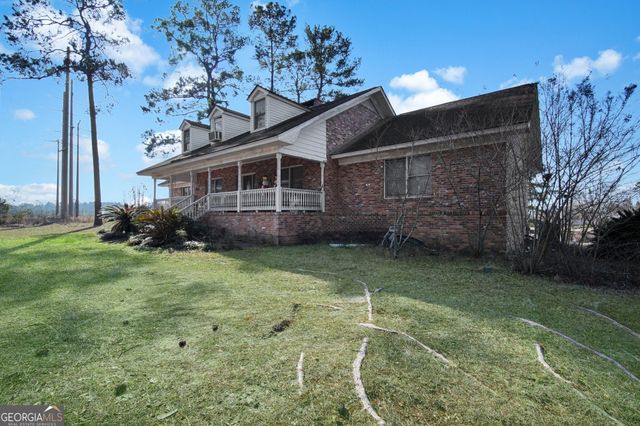 2060 Us Highway 80 Highway, Bloomingdale, GA 31302
