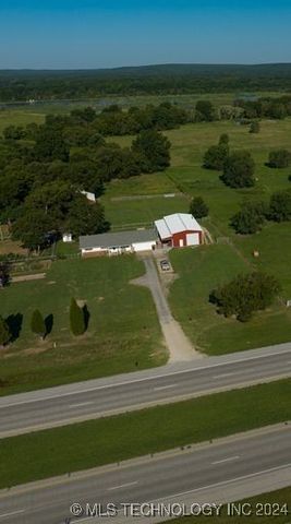 4100 N Wood Drive, Okmulgee, OK 74447
