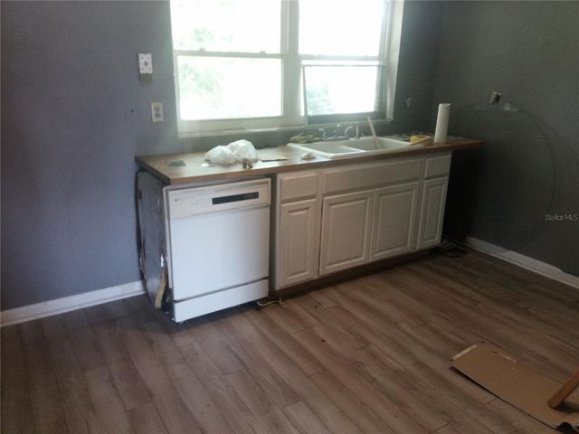2822 S DEAN ROAD, Orlando, FL 32825