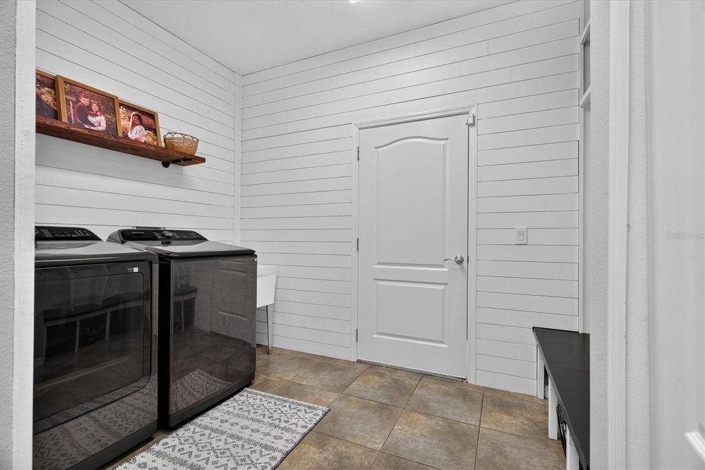 Image 35 of property listing at 19749 QUINELLA STREET, Orlando, FL 32833