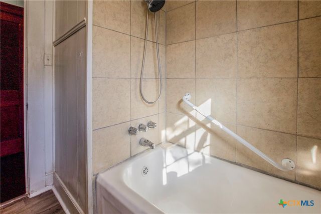 1500 E Main Street, Gatesville, TX 76528