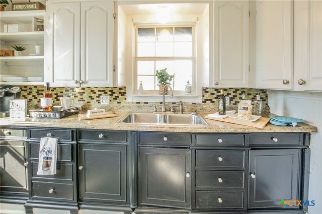 1500 E Main Street, Gatesville, TX 76528