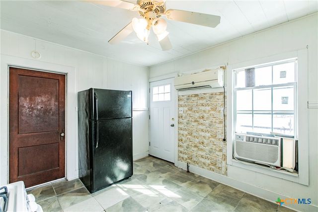 1500 E Main Street, Gatesville, TX 76528