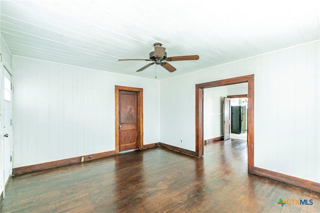 1500 E Main Street, Gatesville, TX 76528