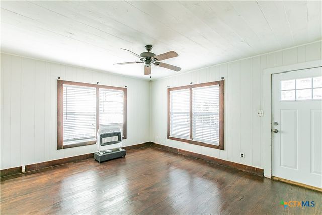 1500 E Main Street, Gatesville, TX 76528