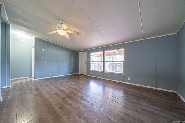 756 Northeast Dr, Bandera, TX 78003