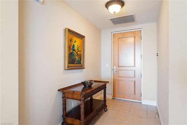 4137 Bay Beach LN 525, Fort Myers Beach, FL 33931