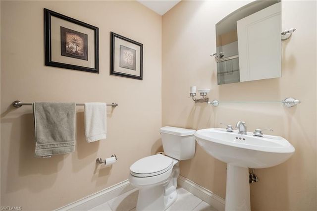 4137 Bay Beach LN 525, Fort Myers Beach, FL 33931