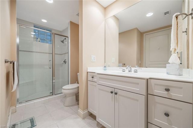 4137 Bay Beach LN 525, Fort Myers Beach, FL 33931