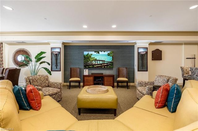 4137 Bay Beach LN 525, Fort Myers Beach, FL 33931