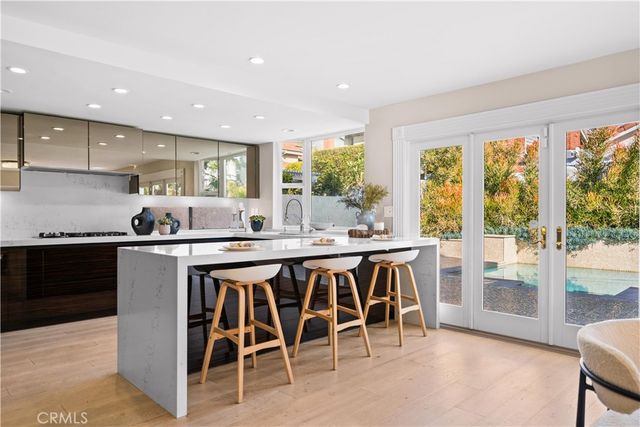 6 Ribera, Irvine, CA 92620