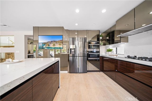 6 Ribera, Irvine, CA 92620