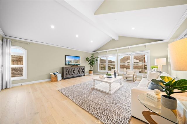 6 Ribera, Irvine, CA 92620