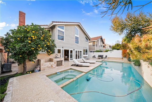 6 Ribera, Irvine, CA 92620