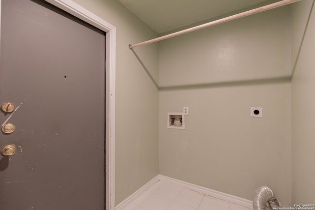 5434 MOUNTAIN VISTA DR, San Antonio, TX 78247