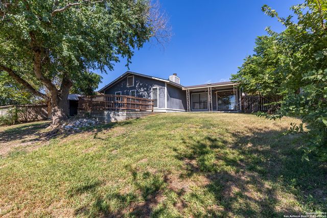 5434 MOUNTAIN VISTA DR, San Antonio, TX 78247