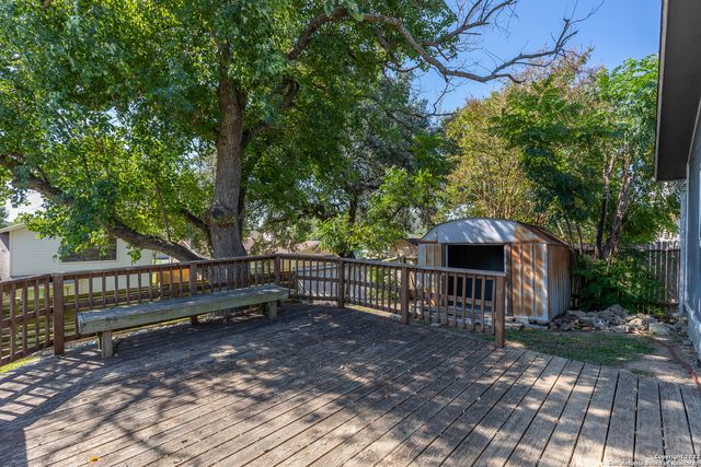 5434 MOUNTAIN VISTA DR, San Antonio, TX 78247