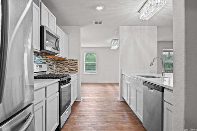 9603 LOWLINE BRG, San Antonio, TX 78254