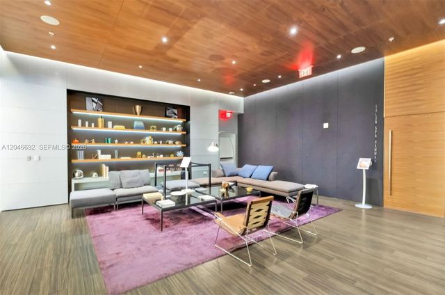 88 SW 7th Street 3604, Miami, FL 33130