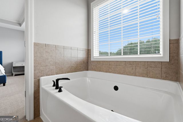 6911 Pierless Avenue, Sugar Hill, GA 30518