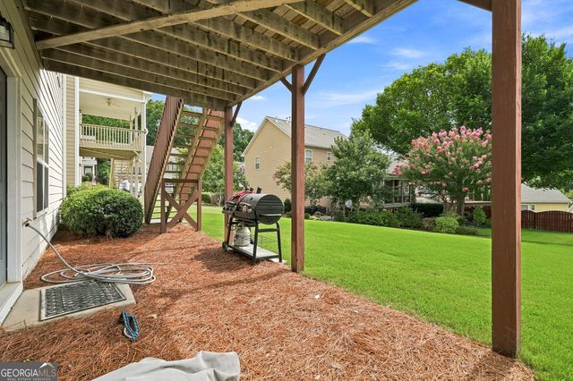 6911 Pierless Avenue, Sugar Hill, GA 30518