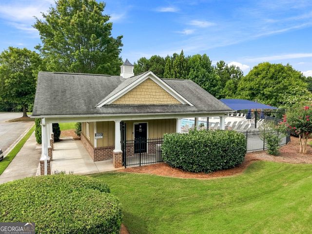 6911 Pierless Avenue, Sugar Hill, GA 30518