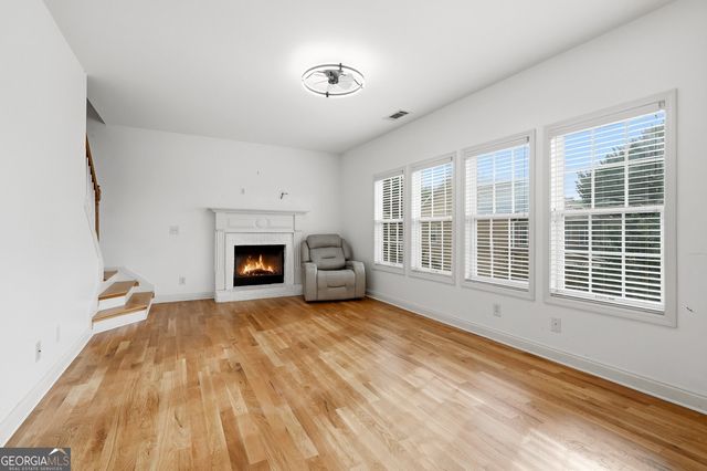 6911 Pierless Avenue, Sugar Hill, GA 30518