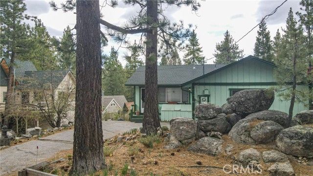 39177 Arapahoe Road, Fawnskin, CA 92333