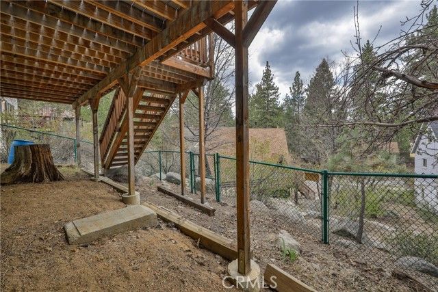 39177 Arapahoe Road, Fawnskin, CA 92333