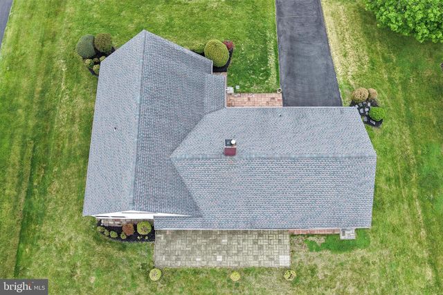 54 RED BERRY RD, Levittown, PA 19056
