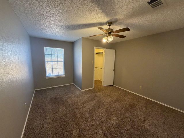 5828 2nd Street, Lubbock, TX 79416