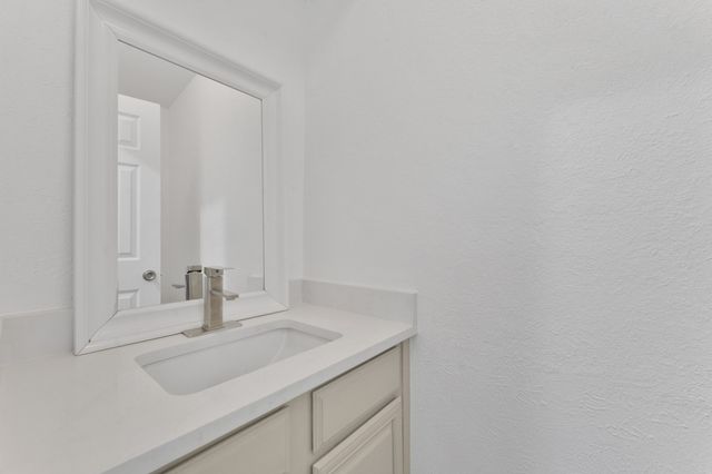 3635 Garden Brook Drive 10400, Farmers Branch, TX 75234